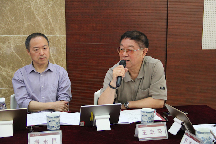 成都七中老校长、四川省学术与技术带头人、成都市教育学会王志坚会长指导课题.JPG